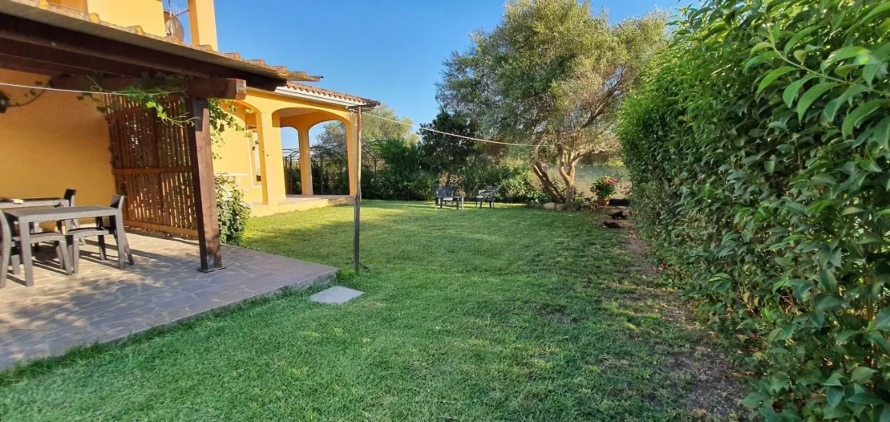 Artemisia Bed And Breakfast Sant'Anna Arresi 0*,  Italy