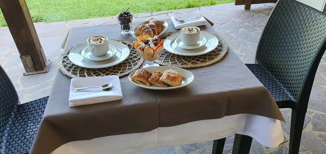 Bed & Breakfast Artemisia Bed And Breakfast Sant'Anna Arresi Italy
